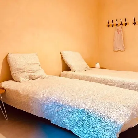 F3 - Neuf - 4/6 P - Lits King Size - Wifi - Cour Le Puy-en-Velay