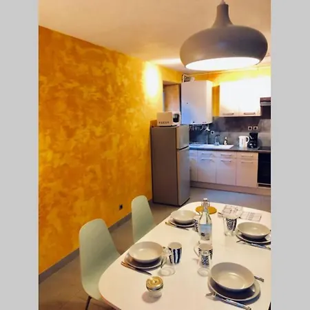 شقة F3 - Neuf - 4/6 P - Lits King Size - Wifi - Cour Le Puy-en-Velay