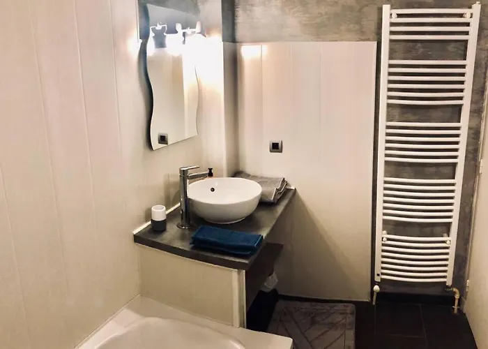 F3 - Neuf - 4/6 P - Lits King Size - Wifi - Cour *